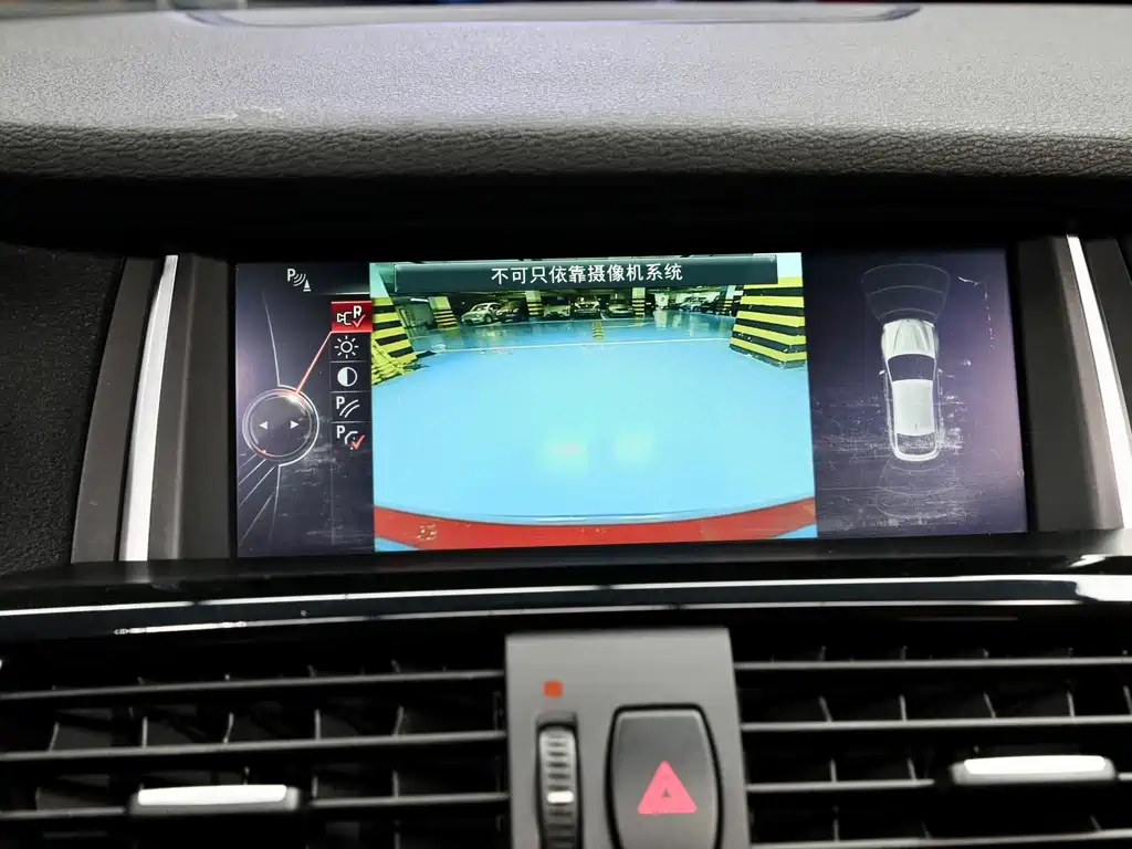 BMW X4 2015 — фото 15