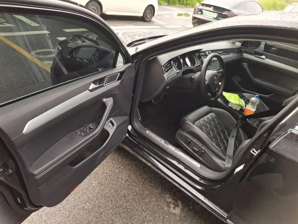 Volkswagen Magotan GTE PHEV 2020 — фото 16