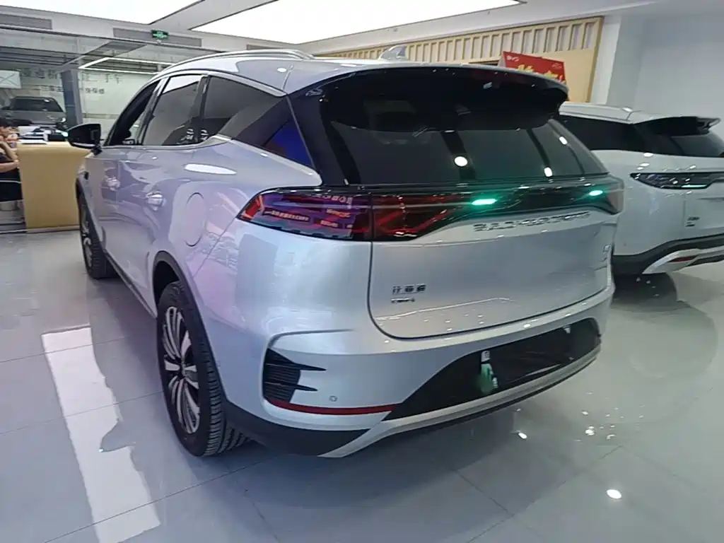 BYD Tang New Energy 2025 — фото 5