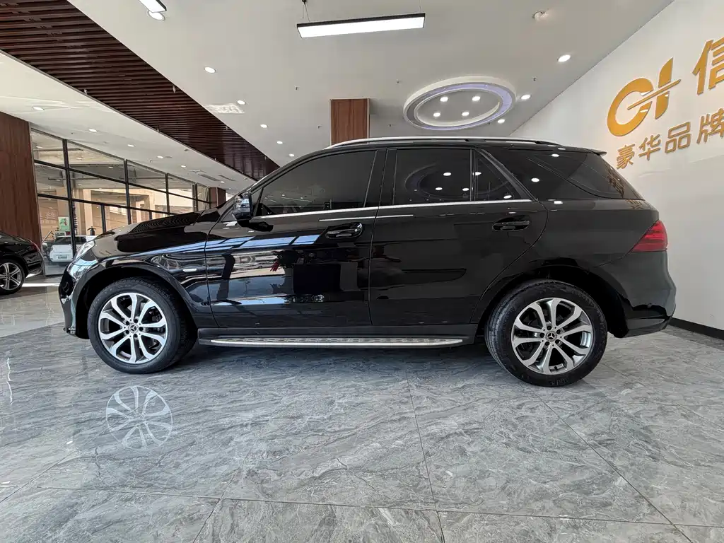 Mercedes-Benz GLE 2018