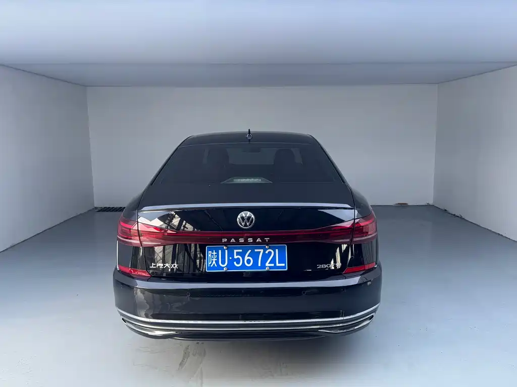 Volkswagen Passat 2022