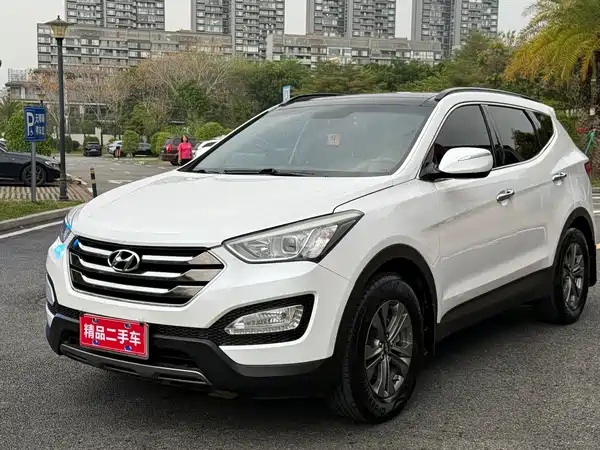 Hyundai Santa Fe 2013
