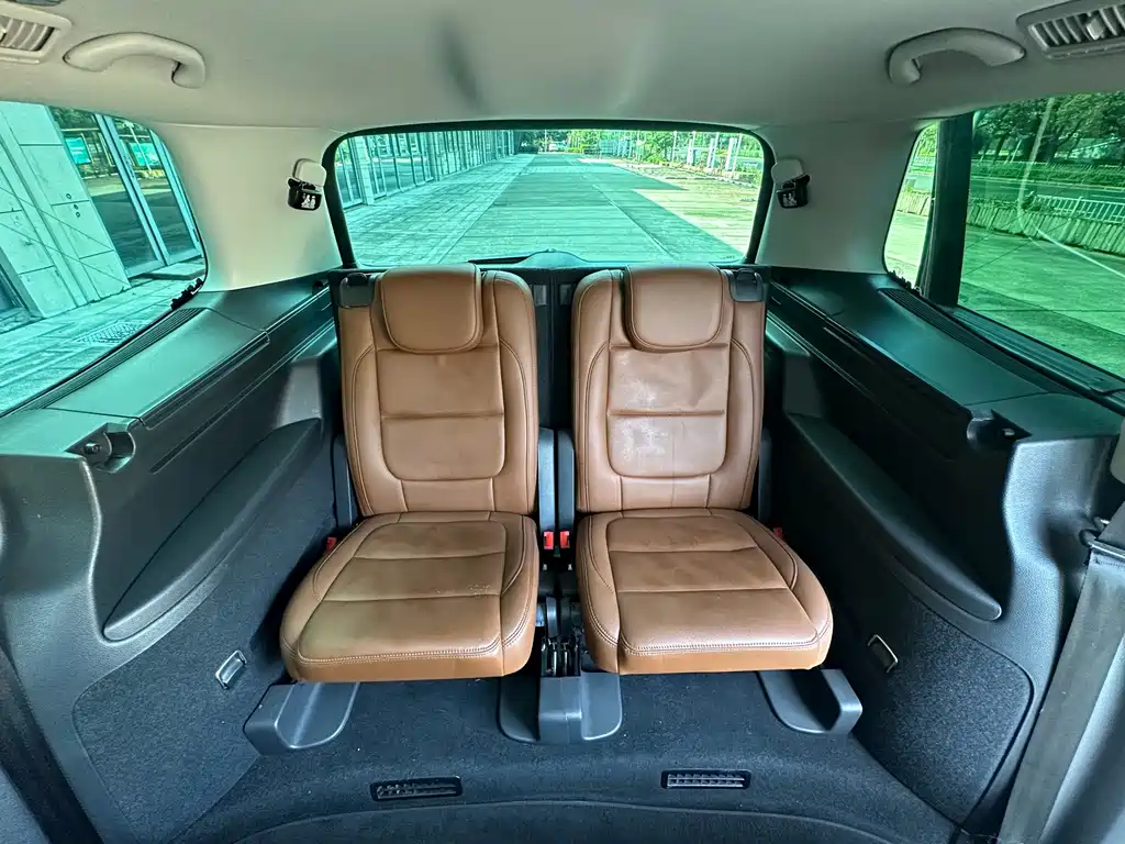Volkswagen Sharan 2018 — фото 16