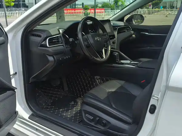 Toyota Camry 2023