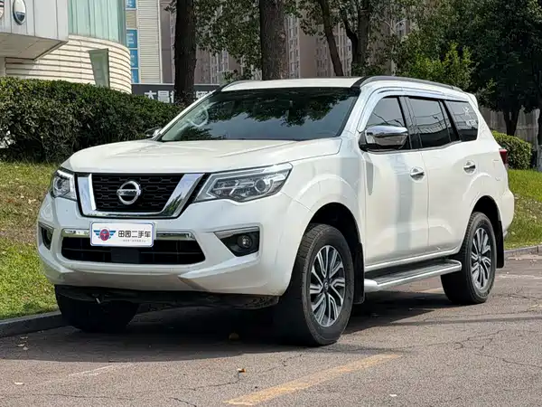 Nissan Terra 2020