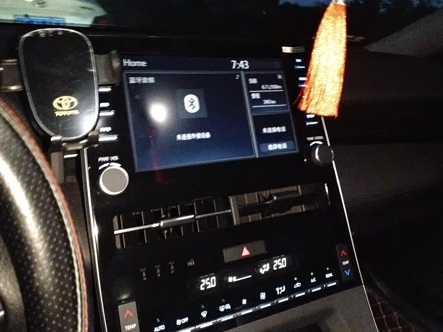 Toyota Avalon 2020 — фото 13
