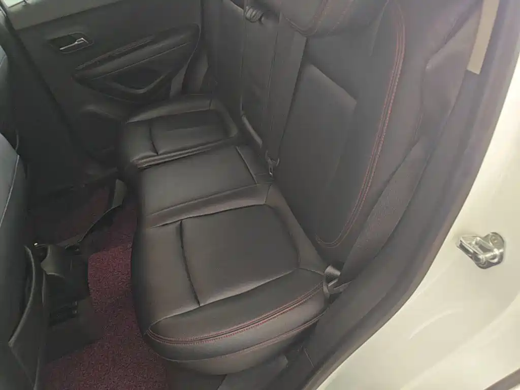 Chevrolet Trax 2015 — фото 17
