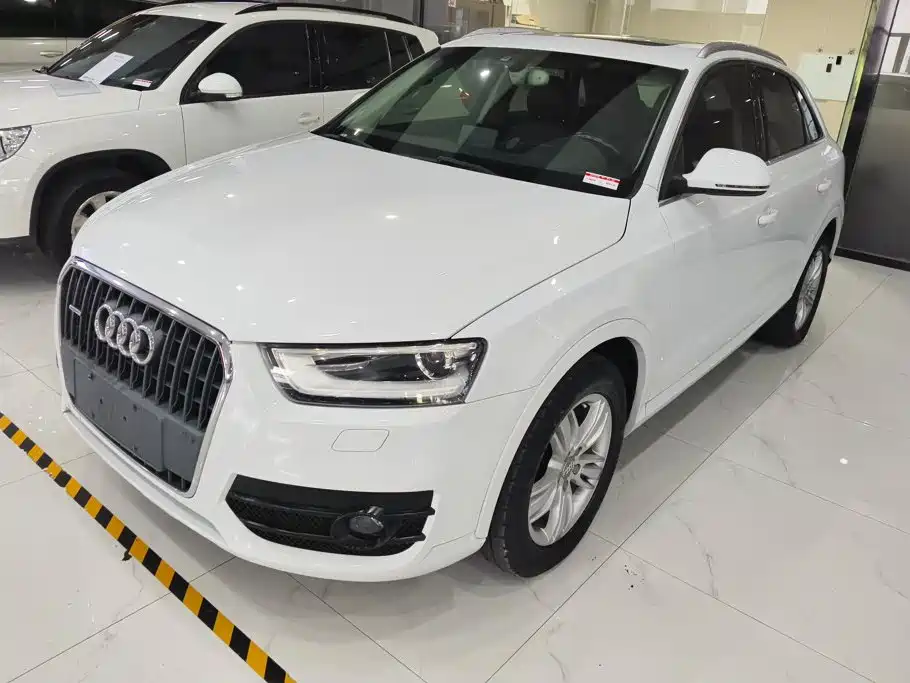 Audi Q3 2015 — фото 1