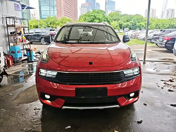 Lynk & Co 01 2019