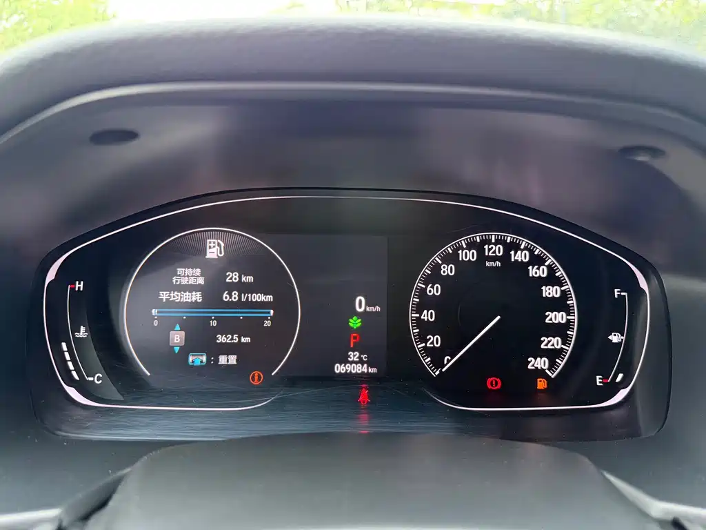 Honda Accord 2022 — фото 10