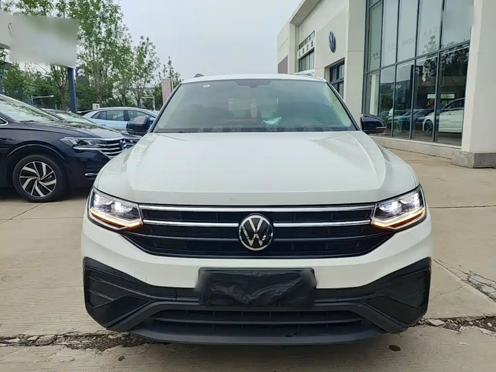 Volkswagen Tiguan L 2024