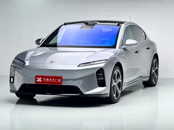 NIO ET5 2025