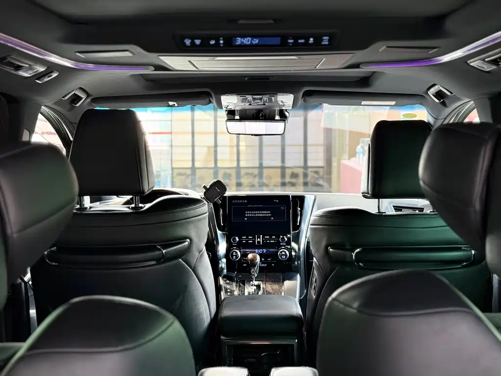 Toyota Vellfire 2021 — фото 20