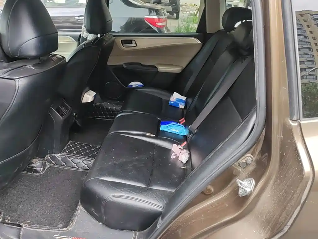 Honda Jade 2015 — фото 15