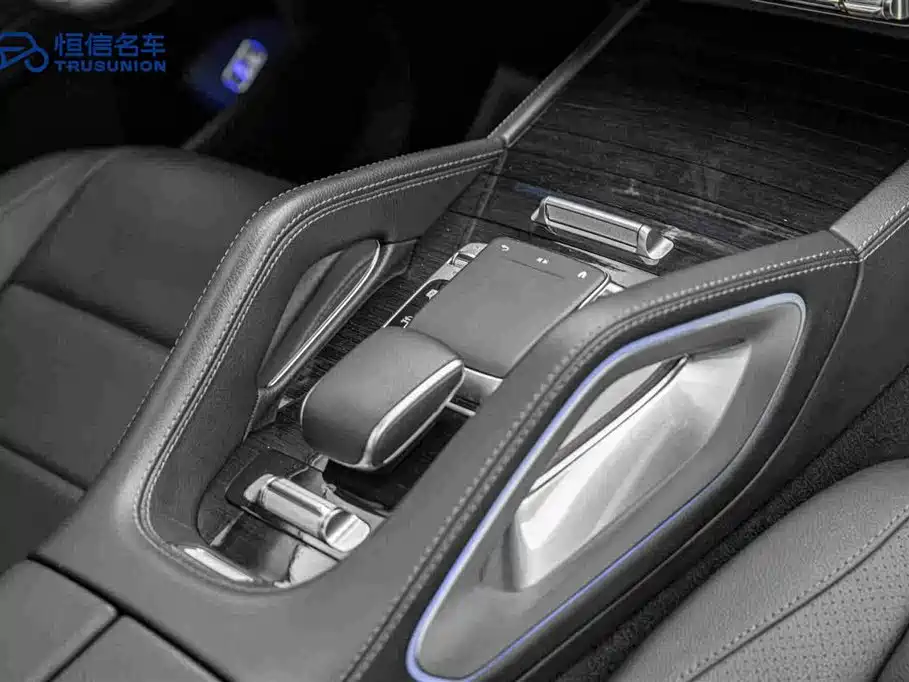 Mercedes-Benz GLE 2019 — фото 19