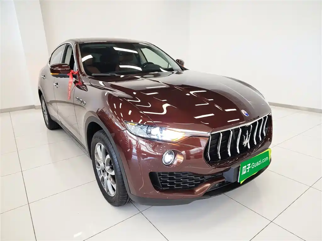 Maserati Levante 2017 — фото 4