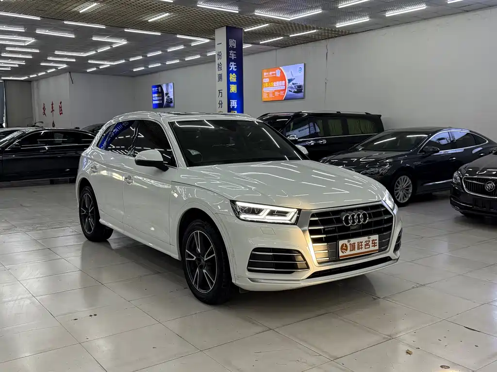 Audi Q5L 2020 — фото 3