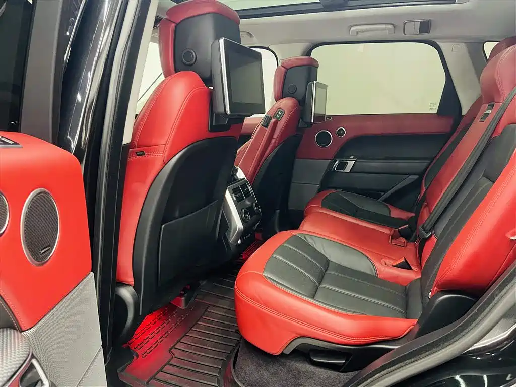 Land Rover Sport 2020 — фото 10
