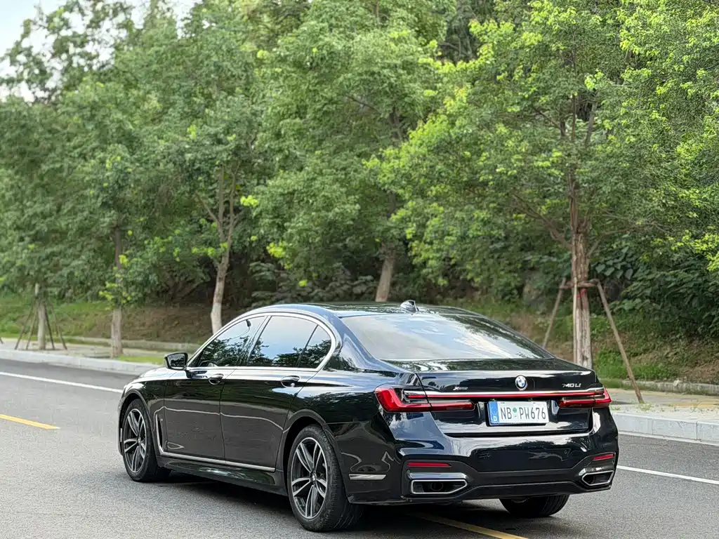 BMW 7 Series 2022 — фото 13