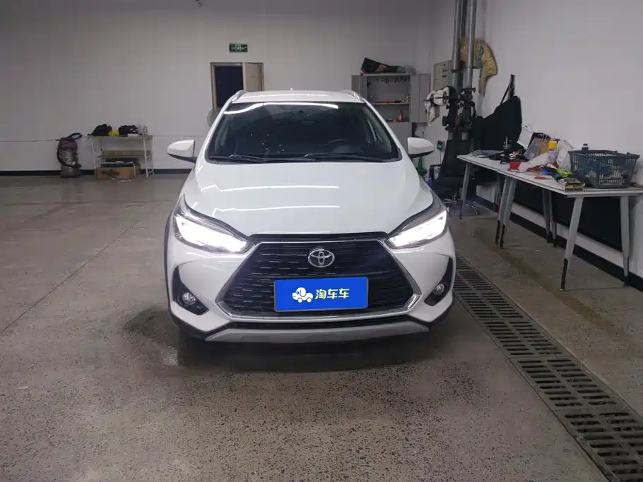 Toyota Yaris L 2020 — фото 2