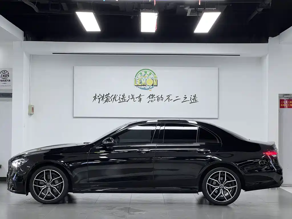 Mercedes-Benz E-Class 2021