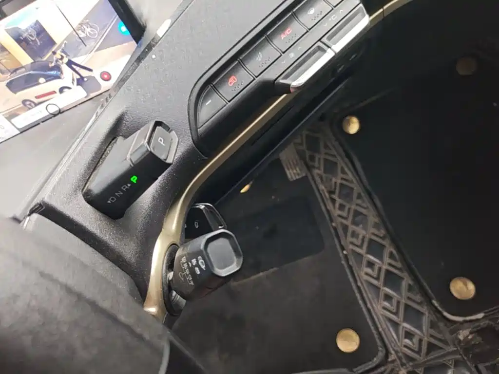 Baojun Kiwi EV 2022 — фото 14