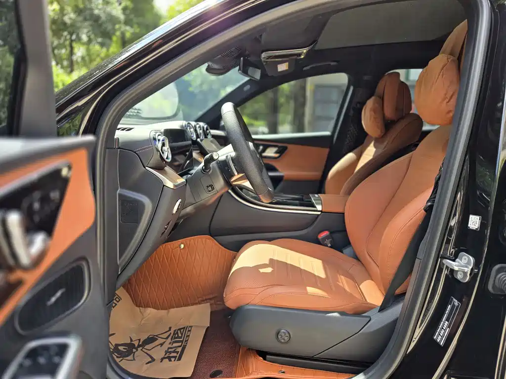Mercedes-Benz GLC 2024