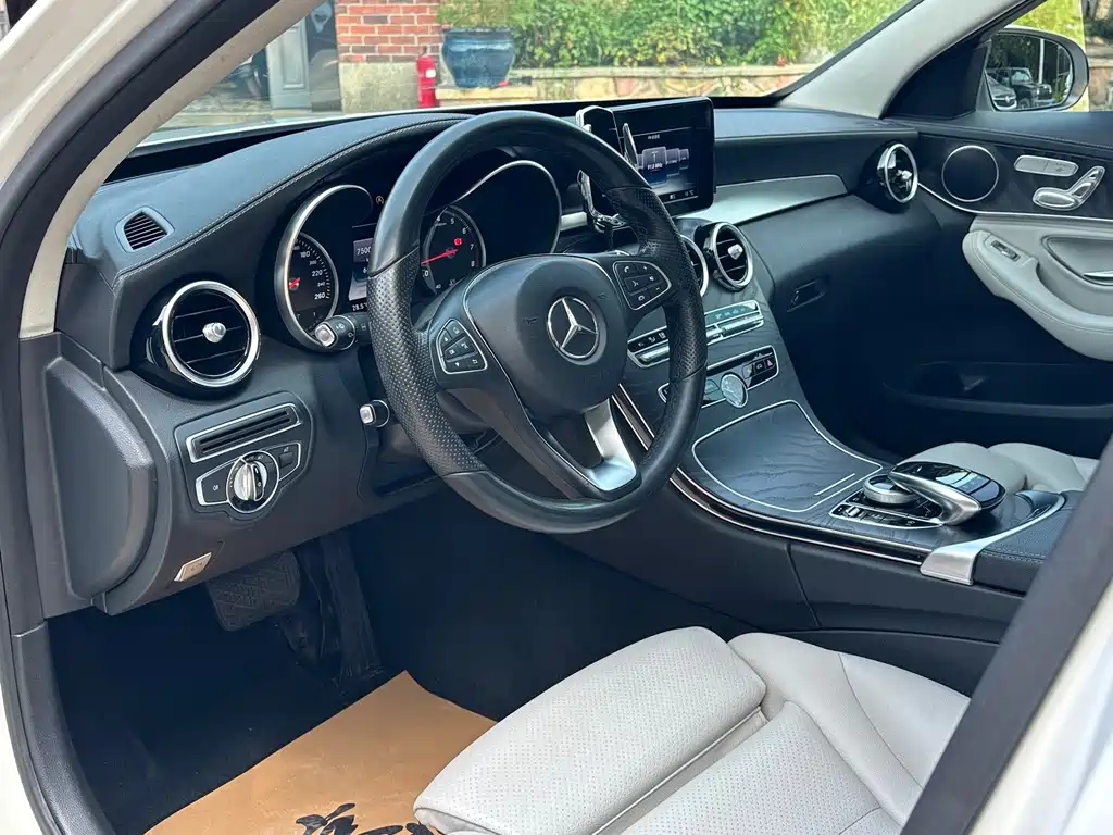Mercedes-Benz C-Class 2015 — фото 8