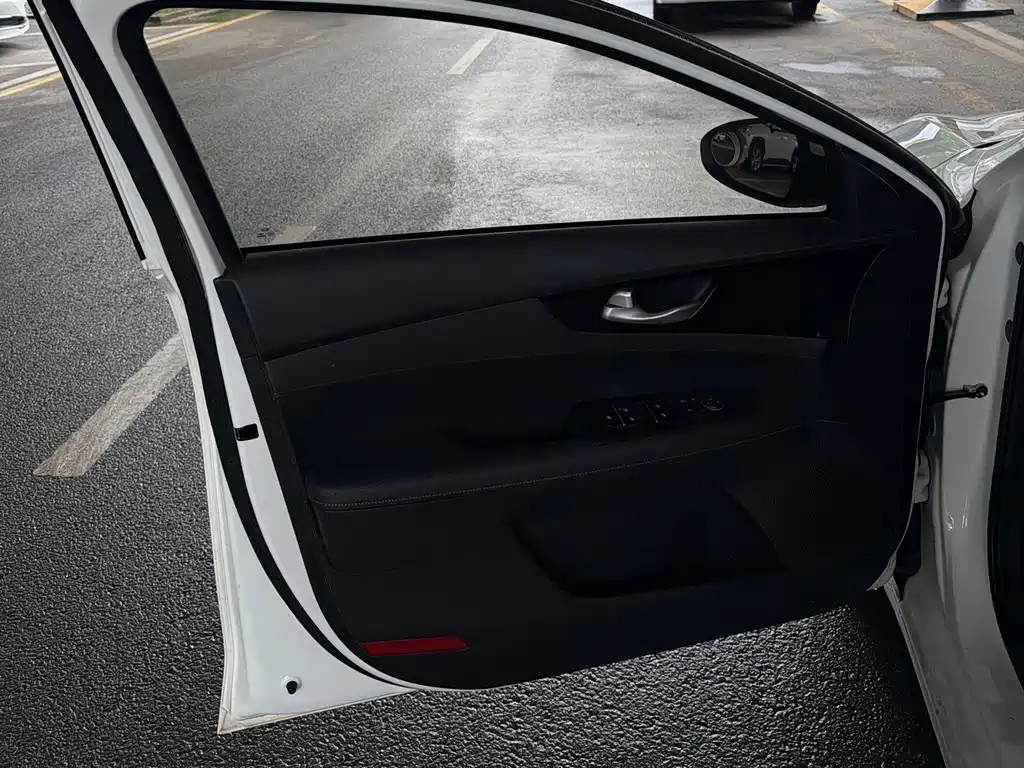Kia K3 2019