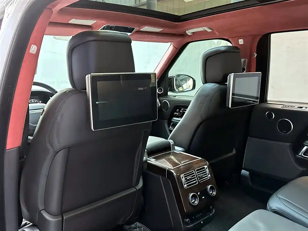 Land Rover Range Rover 2020 — фото 11