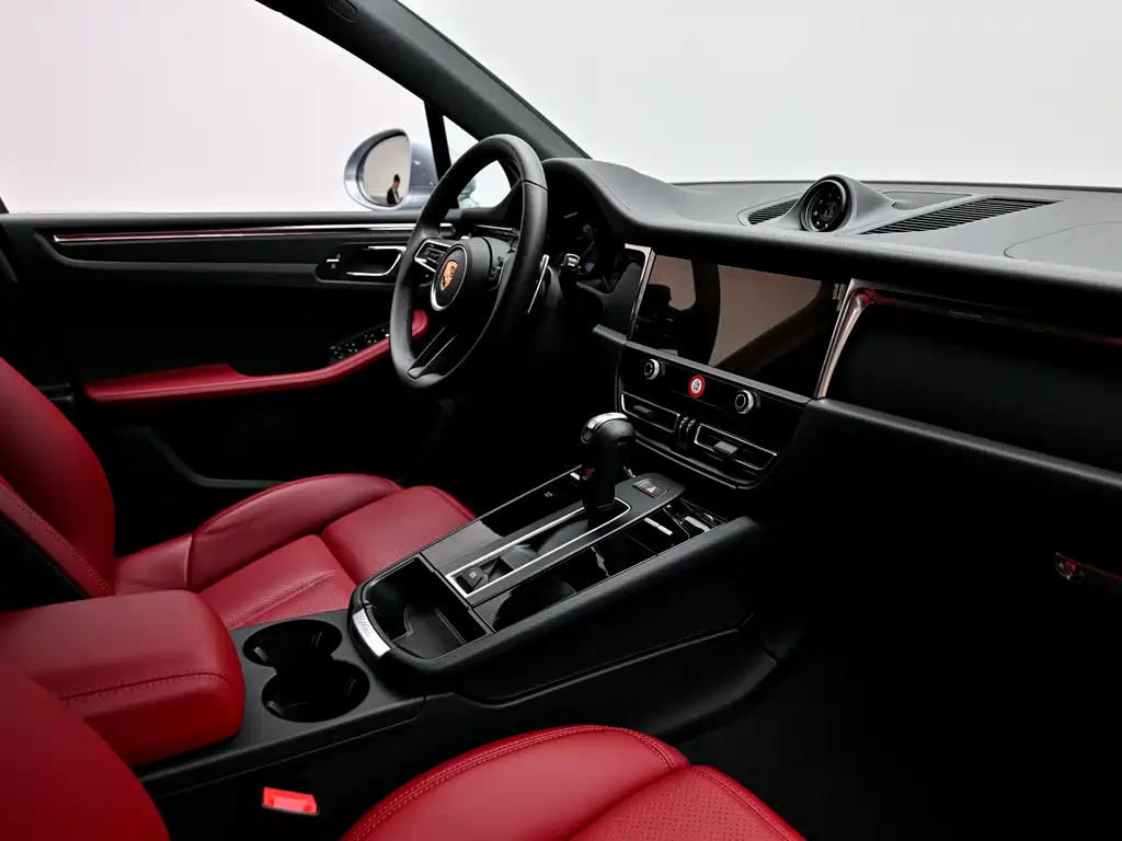 Porsche Macan 2026 — фото 10