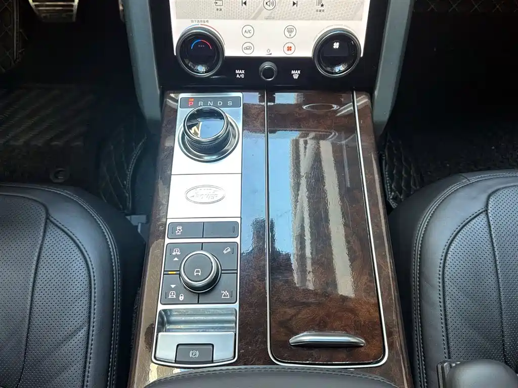 Land Rover Range Rover 2020 — фото 16