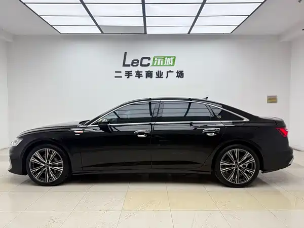 Audi A6L 2022