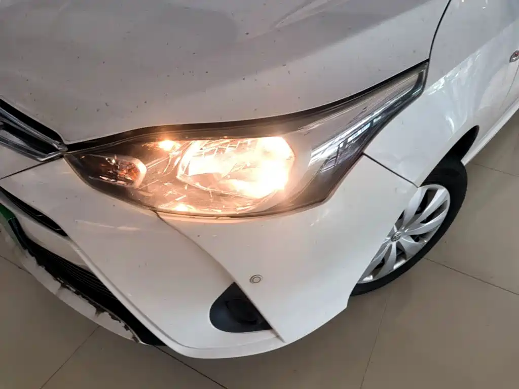 Toyota Yaris L 2019 — фото 24