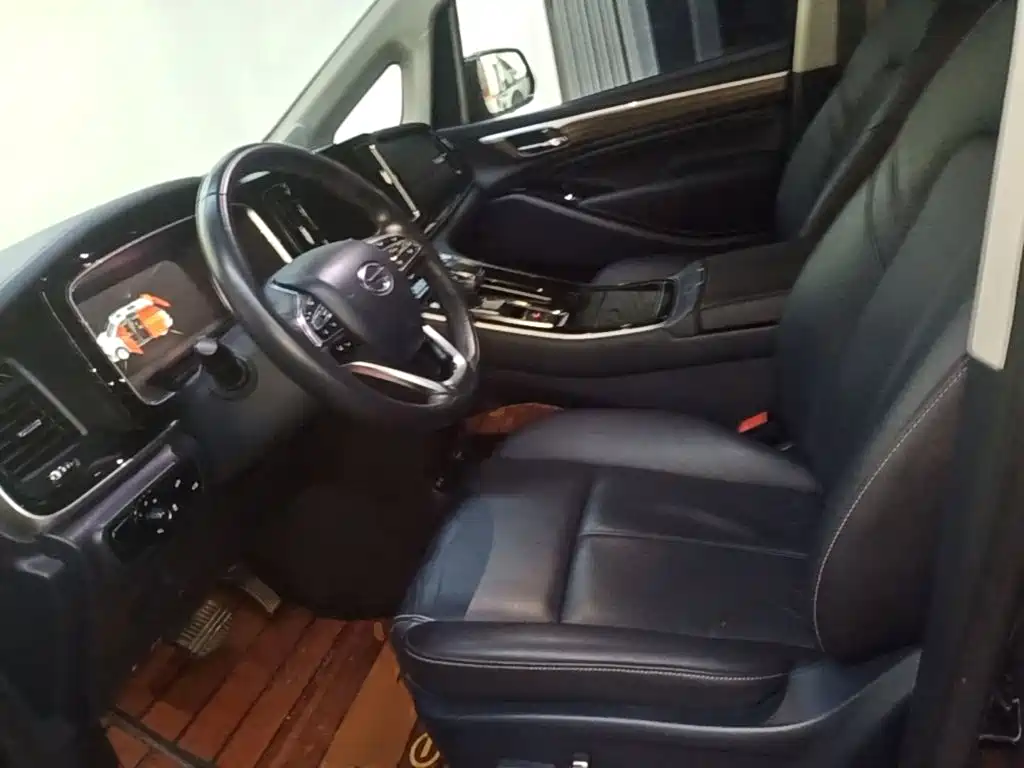GAC Trumpchi M8 2022 — фото 15