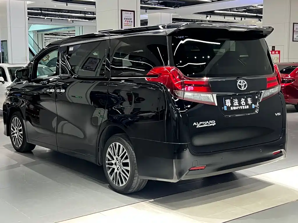 Toyota Alphard 2017