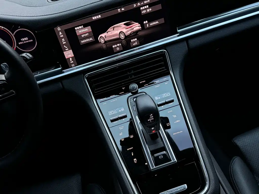 Porsche Panamera 2021 — фото 14