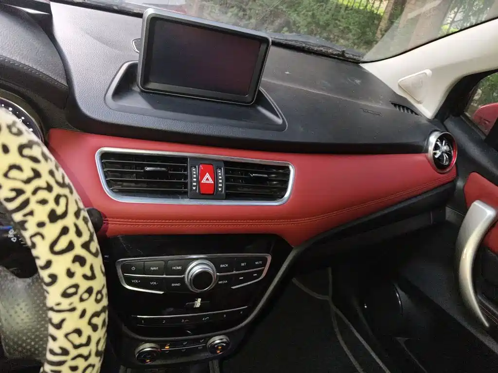 Haval H1 2015 — фото 10