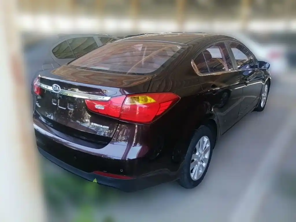Kia K3 2014 — фото 10