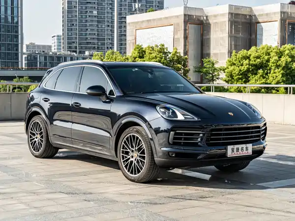 Porsche Cayenne 2021