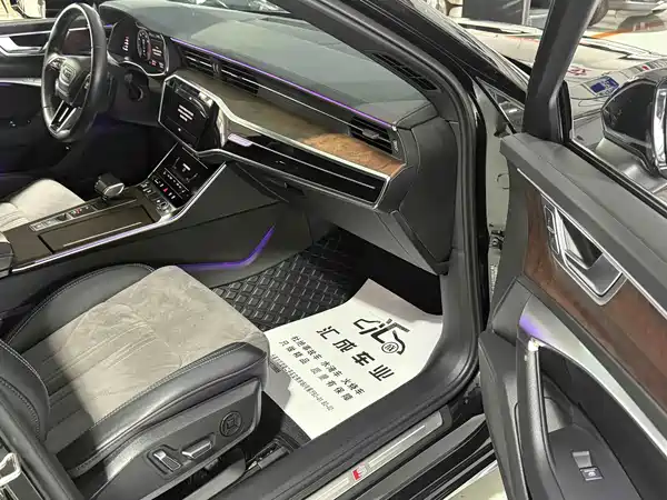 Audi A6L 2023