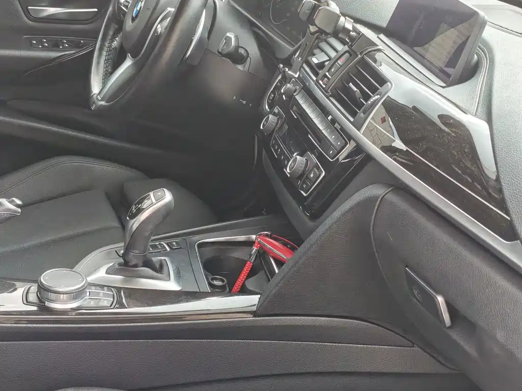 BMW 3 Series 2018