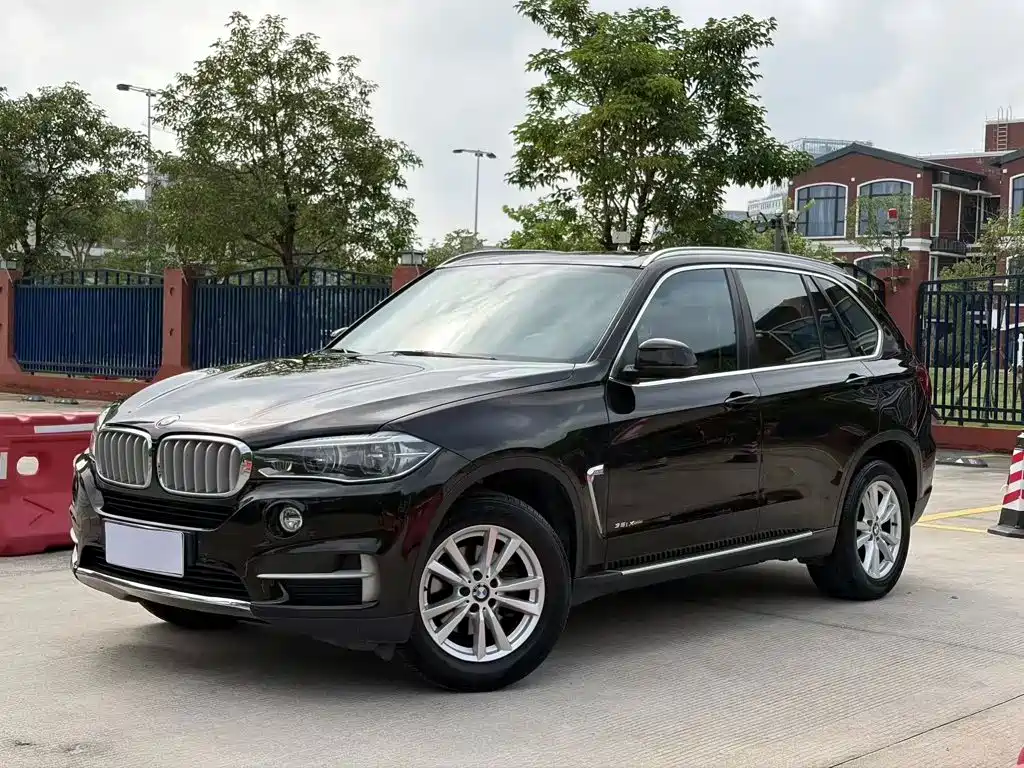 BMW X5 2014 — фото 1