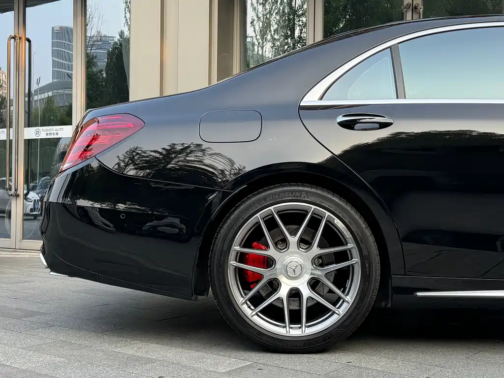Mercedes-Benz S-Class AMG 2018 — фото 9