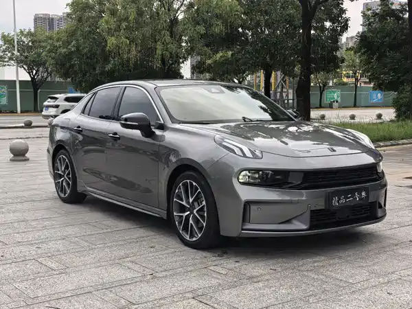 Lynk & Co 03 2022