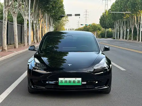 Tesla Model 3 2023