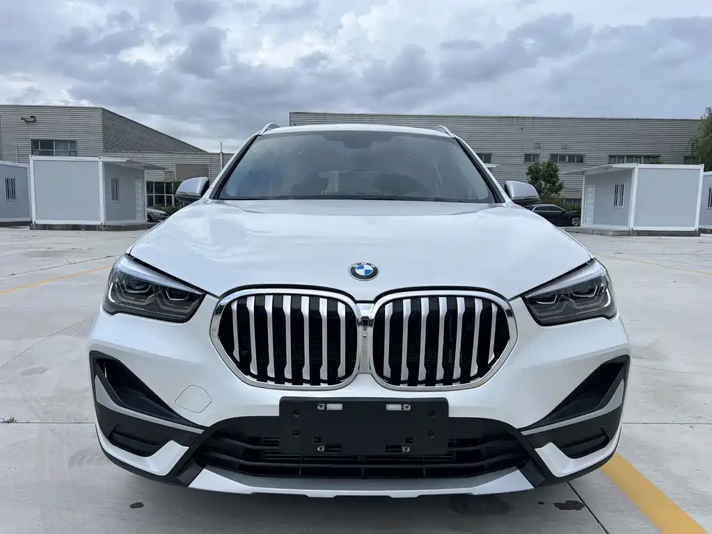 BMW X1 2022 — фото 2