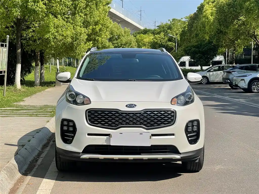 Kia KX5 2017 — фото 3