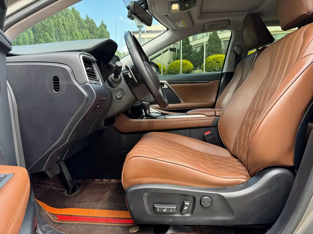 Lexus RX 2022 — фото 14