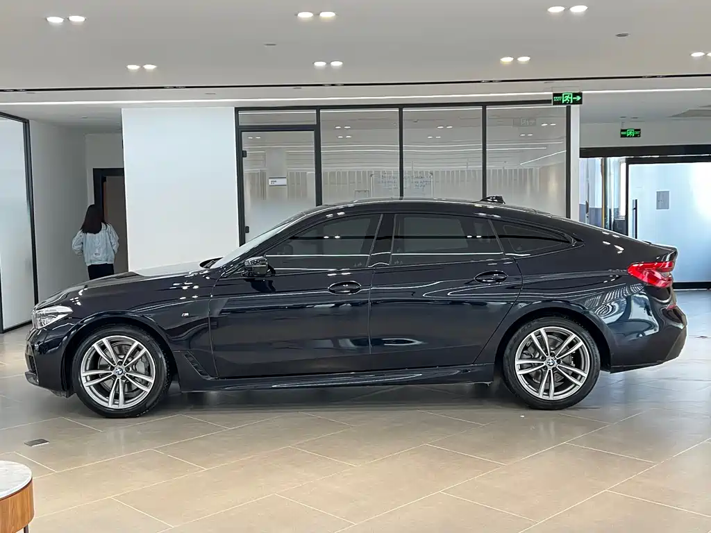 BMW 6 Series GT 2020 — фото 22